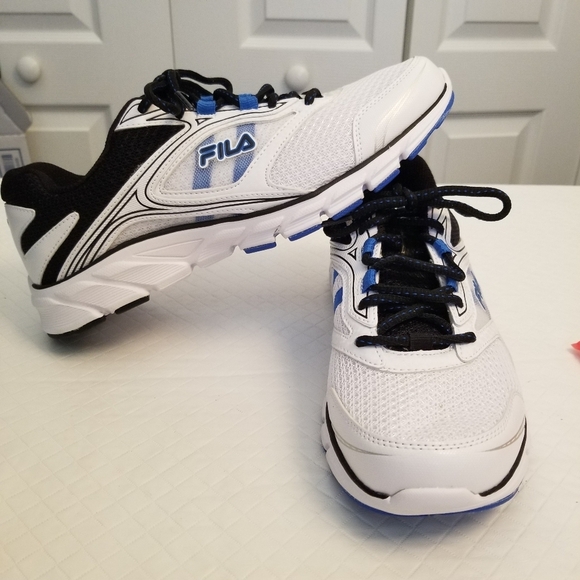 Mens FILA Memory Stir Up Running Shoes Sneakers Size 8.5 RMO 1506-117 NWOT - Picture 1 of 7